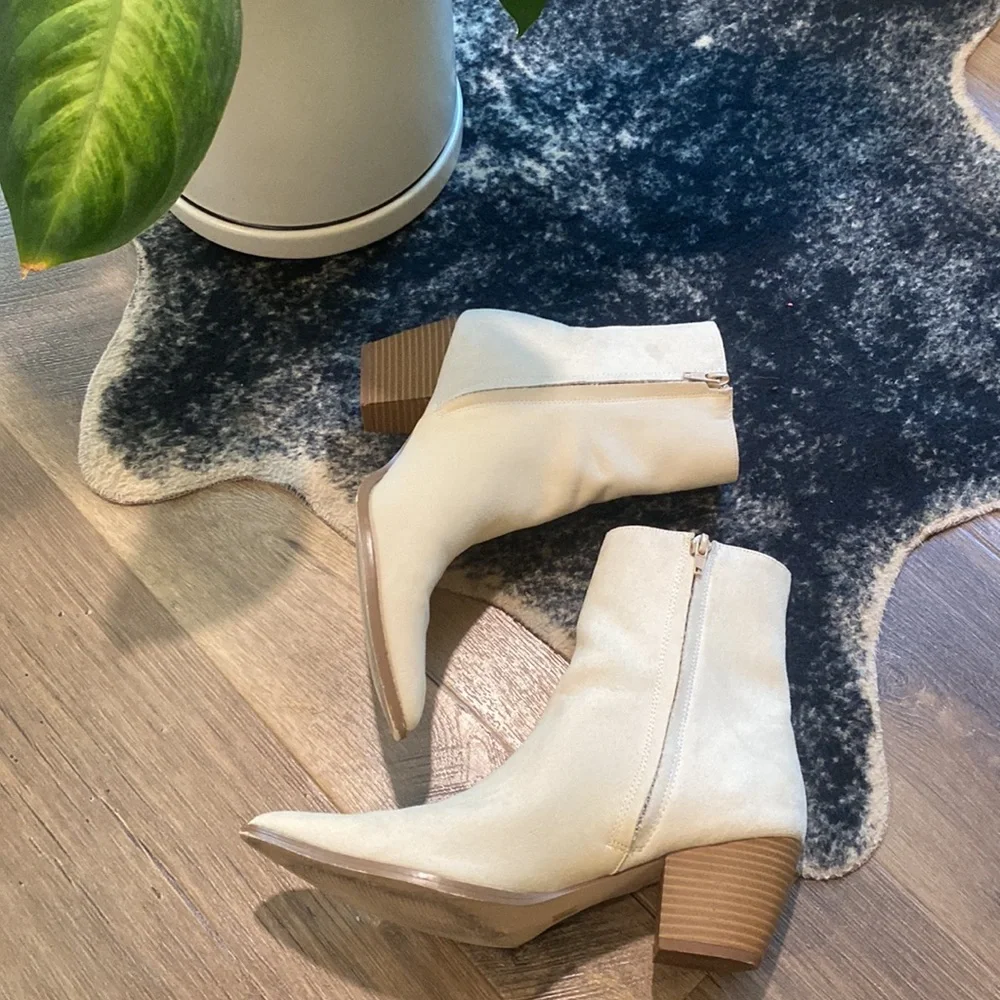 Free People x Matisse || ‘Elyse’ Ankle Boots - Western - Picture 5 of 13